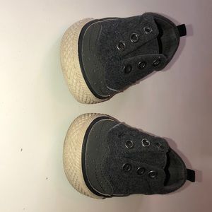 Size 5 Infant/Toddler Gap Gray slip on sneakers.